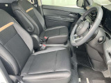 運転席まわりになります。実際に乗って頂き乗り心地をご体験してみてください。