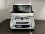 【セキュリティアラーム】車両の盗難や不正侵入を防止するための警告装置が付いています。警告音やハザードランプの点滅で周囲に異常を知らせてくれます