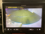 バックモニター付きで、車庫入れやバック時の後方確認をサポート。