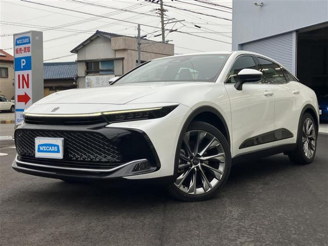 クラウンクロスオーバー 2.5 G レザー パッケージ E-Four 4WD