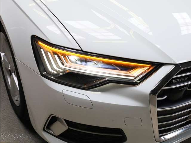 アウディ A6アバント 45 TFSI クワトロ スポーツ 4WD の中古車詳細