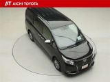 両側パワースライドドア付きだから、狭い駐車スペースなどでの乗り降りラクラク♪小さなお子さまのいるご家庭には嬉しい装備です。