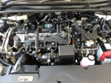 排気量は1800cc!エンジンとモーターが協調して走る先進のハイブリッドシステム。地球環境に優しいパワーユニットです!