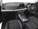 Audiのインテリアはエクステリア同様、優れたデザイン性とクオリティ、そして機能性を兼ね備えております。