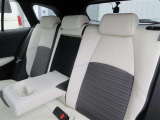 ゆとりある広々とした車内空間は、ドライブを始め買い物やレジャーなど、幅広く活躍します。一人でもみんなとでもお出かけを楽しみましょう!