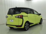 コンパクトカーは荷物も積めて小回りもききます!街乗りには便利なお車です!