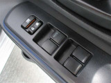 運転席から操作可能なパワーウィンドウ!
