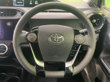 インテリアに合わせたデザインのステアリングは、運転される方のことも考え、運転しやすい形状、大きさです。是非一度、実際に触ってお確かめください。