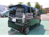自社整備工場にてHonda車に精通したメカニックが徹底した納車整備を実施し、消耗した部品等は交換し記録簿に記載しますので安心してご使用いただけます。もちろん追加料金は頂きません◎
