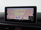 MMIシステムにはナビゲーション、ラジオ、オーディオ、Bluetooth、車両設定機能等がついております。詳しくは0078-6002-900146中古車スタッフまで