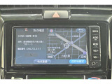 純正ナビを装備。タッチパネル式で使いやすく、お出かけもラクラクです。
