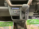 ご納車前に納車点検(法定12ヶ月点検相当)を実施し、基本性能に関わる機能や状態を徹底的に点検します。