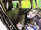運転席シート廻りは使用感も少なく、良好な状態となっています。丁寧に使われていたことがよくわかりますね。