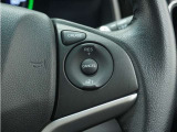 ◆クルーズコントロール◆ステアリングの右側には高速道路で威力を発揮するオートクルーズの操作スイッチががついています。手元で操作ができるので、安全に運転できます!
