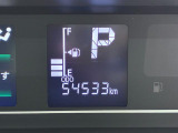 たとえばダイハツのお店にある、たくさんのスマアシ搭載車は、正常に作動する事をしっかり確認します。