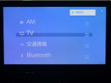 ディスプレイオーディオを装備。スマートフォンと車を繋ぐことで、これまでのナビに加えて色々なサービスが楽しめます。