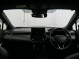 見通しのよいすっきりとした視界で、誰でも運転しやすいです。運転のしやすさは疲れにくさにも繋がりますよ♪