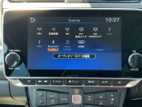 オーディオ機能も充実しておりますので車内も快適に過ごすことができますよ。