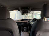 タバコの焦げた跡、シミや垂れ等はございません。キレイな状態が保たれており、ご納車前にさらに丁寧にクリーニングさせて頂きます。