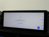 12.3インチのディスプレイオーディオ装着です。スマホとの通信で様々なサービスが楽しめます。TV視聴にも対応しています。