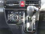 運転席ロングスライド/SA/フルセグTV/Bluetooth/DVD/純正15インチAW/レーダークルーズ/前席シートヒーター