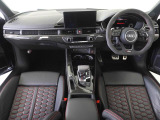 指定工場で車検までご対応可能。6ベイを完備したサービス工場を併設し、快適なAudiライフをサポートします。詳しくは0078-6002-900146中古車スタッフまで