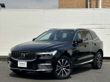 北欧流のラグジュアリーを体現したXC60。伝統的なスカンジナビアン・デザインを継承しながら、躍動感にあふれ優雅な雰囲気を身にまとう、新しい潮流を具現化したスタイリングです。
