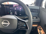 プロパイロット(同一車線運転支援)アクセル・ブレーキ・ステアリング操作をクルマがサポート。高速道路などで、ドライバーの負担を軽減します。