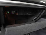 ご納車前に行います点検100項目におきまして、専用のテスターやツールを用いて細かな診断を行います。