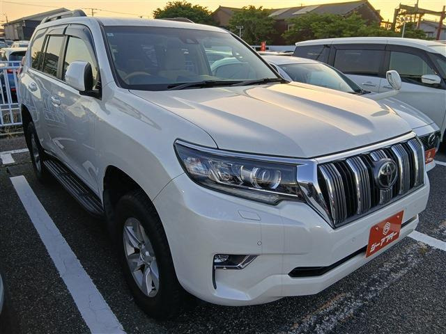ランドクルーザープラド 2.8 TX ディーゼル 4WD サンルーフ 禁煙車 純正9インチナビ