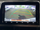 ディスプレイオーディオやカーナビは、現代のドライブにおいて欠かせない装備のひとつです。初めての場所でも迷いにくく、快適なルート案内で運転をサポートします。移動中のエンターテインメント性も高まります。