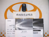 スマートキー付。取扱説明書とメンテナンスノートもあります☆品質評価シート付いてます!トヨタ認定中古車ライト!!