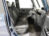 見通しのよいすっきりとした視界で、誰でも運転しやすいです。運転のしやすさは疲れにくさにも繋がりますよ♪
