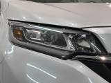 LEDヘッドライトは、点灯の瞬間から最大光量を発揮し、突然暗くなるトンネルなどでの安定感を高めます。