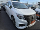 低価格で良質なお車を全社総台数2,000台以上の在庫からお選びいただけます。営業時間 10:00〜19:00