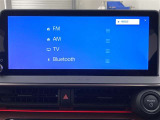 ブルートゥースに接続することにより、スマホに入ったお気に入りの音楽を車内で楽しむことができます♪あると本当に便利な機能になっています!