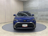 お車購入のポイントとなるフロントマスクです。上質で迫力あるデザインですね☆☆