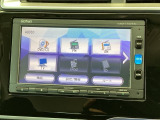 ナビ機能だけでなく、フルセグ、Bluetooth、DVDとCD再生などのオーディオ機能がついています!