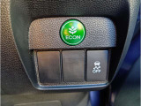 車両入庫時には外装磨きと内装クリーニングを実施しております。納車前にも実施いたしますので、綺麗に快適にお乗りいただけます。