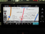 ■メモリーナビ付きですから安心ですよ☆長距離ドライブや旅行に欠かせない装備ですよ☆