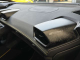 OP482/純正アクラポヴィッチマフラー/リフティングシステム/禁煙/1オーナー/Smartphone Interface and Connected Services/Lifestyle + Driver Pack (Coupe)/Full Electrically Adjustable and Heated Seats