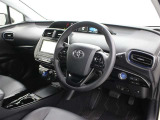 運転席廻りです。