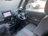 広々とした視界を体感できます。運転が楽しくなりますね。
