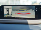 360&deg;ビューモニターを搭載しています。コーナーセンサーと合せてお使いいただくことで、安全、安心にお車の取り回しを行っていただけます。