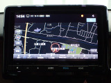 ホンダ純正ナビなのでダッシュボードにスッキリと収まっています。ナビの案内があれば土地勘の無い所でも道に迷わず安心!見知らぬ土地へのドライブも一層楽しくなります!