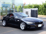 BMW在庫保有台数常時100台以上!ご来店の際はBMW本店(厚木市下荻野140-1)にご来店ください!弊社自慢の全天候型ショールーム!BMW在庫保有台数常時100台以上ございます!