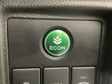 ★ECONスイッチ★ エコドライブを加速しよう!スイッチをONにすると、運転の仕方によるロスを抑え込み燃費をよくするようクルマが頑張ります(*^ー^*)燃費向上にチャレンジ♪