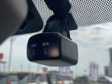 最近、装着率の高いドラレコは万が一の時の記録や、煽り運転の抑制効果もあります☆