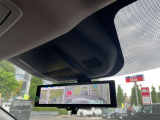スマートルームミラーで後方視界を確保
