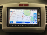 ナビゲーションはフルセグTV対応のGathers純正メモリーナビを搭載しています。Bluetoothオーディオ機能がありますので、スマートフォンなどの音楽も再生できます。
